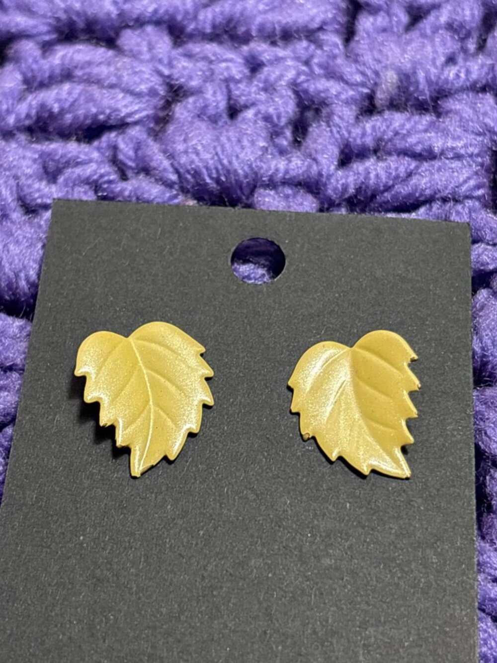 Vintage Pale Yellow Leaf Stud Earrings 0.75 inch